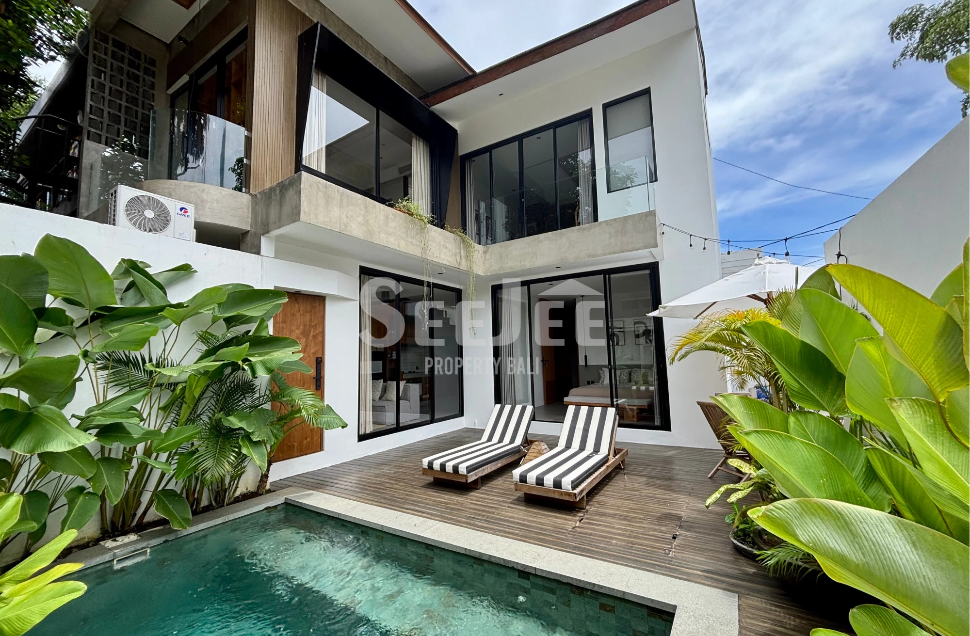 MODERN COURTYARD VILLA IN BABAKAN — A PRIVATE SANCTUARY NEAR CANGGU - SVLC113